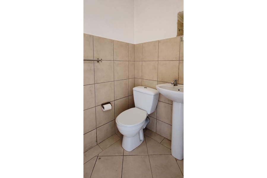 1 Bedroom Property for Sale in Cloetesville Western Cape